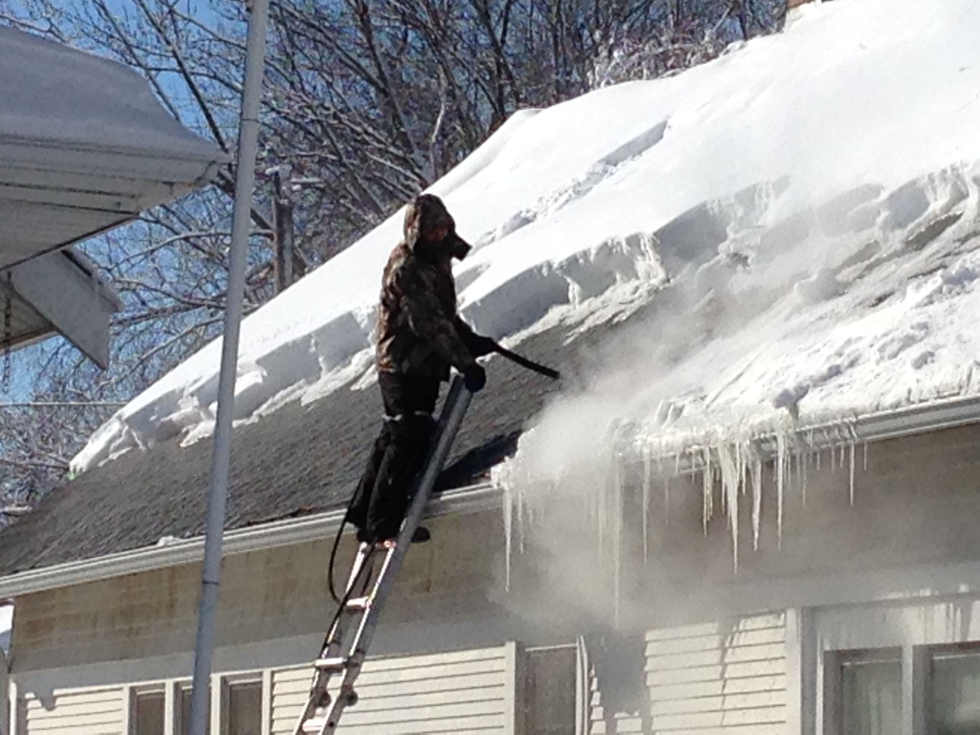 Ice Dam Removal Minneapolis: Protect Your Home From Winter’s Wrath